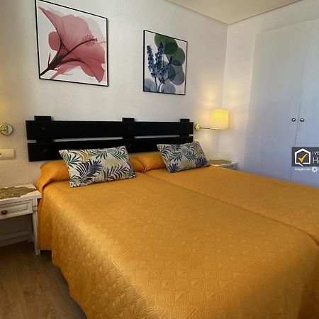 Cozy Apartamento Centro Torremolinos Exterior photo