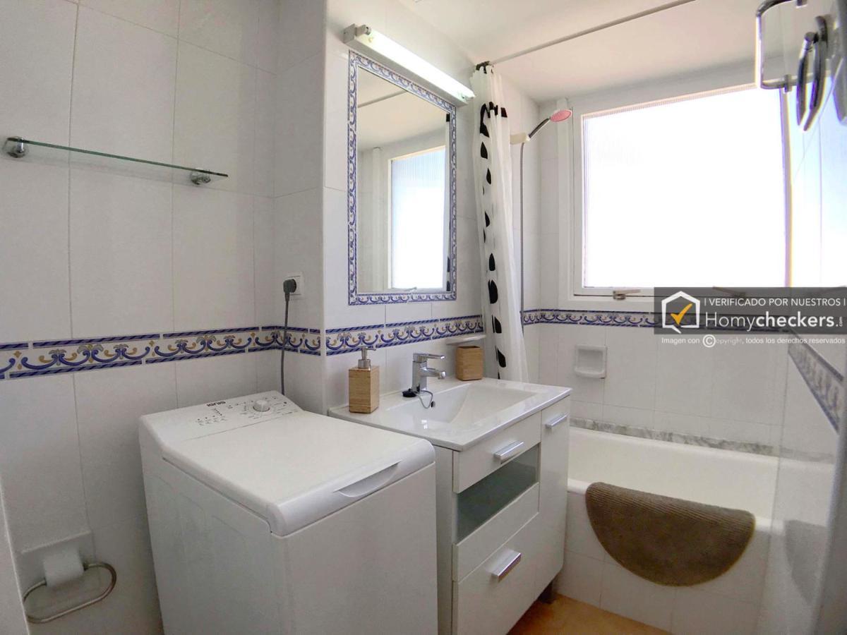 Cozy Apartamento Centro Torremolinos Exterior photo